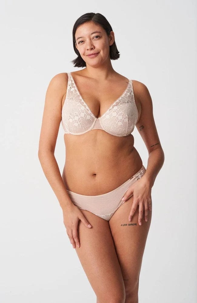 Sheer Lingerie Chantelle Bras Day to Night Plunge Spacer Bra