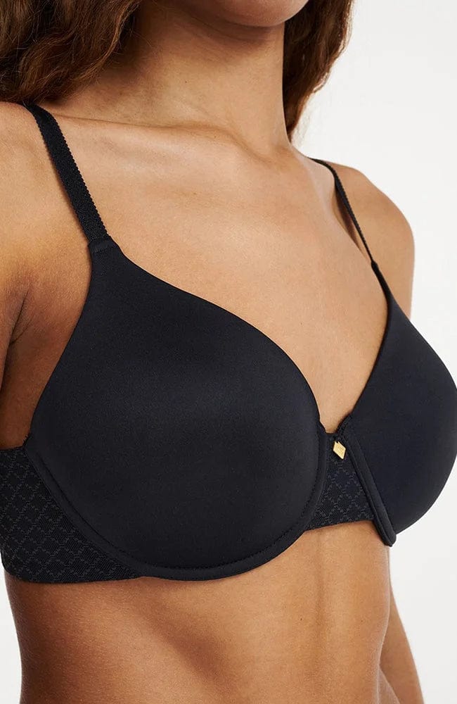 Norah Chic Covering T-Shirt Bra-Bras-Chantelle-SHEER, SHEER, Luxury lingerie brand, Luxury lingerie Hong Kong, Designer lingerie HK, Designer lingerie online, International luxury lingerie, Luxury lingerie gift ideas, buy lingerie online, Designer lingerie global delivery, Luxury lingerie shipping to Australia, Luxury lingerie shipping to Singapore