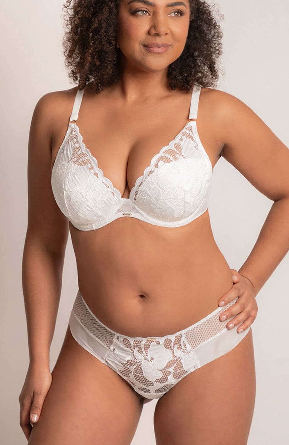 Sheer Lingerie Chantelle Lingerie Sets Fleurs Signature Plunge T-Shirt Bra and Shorty Set