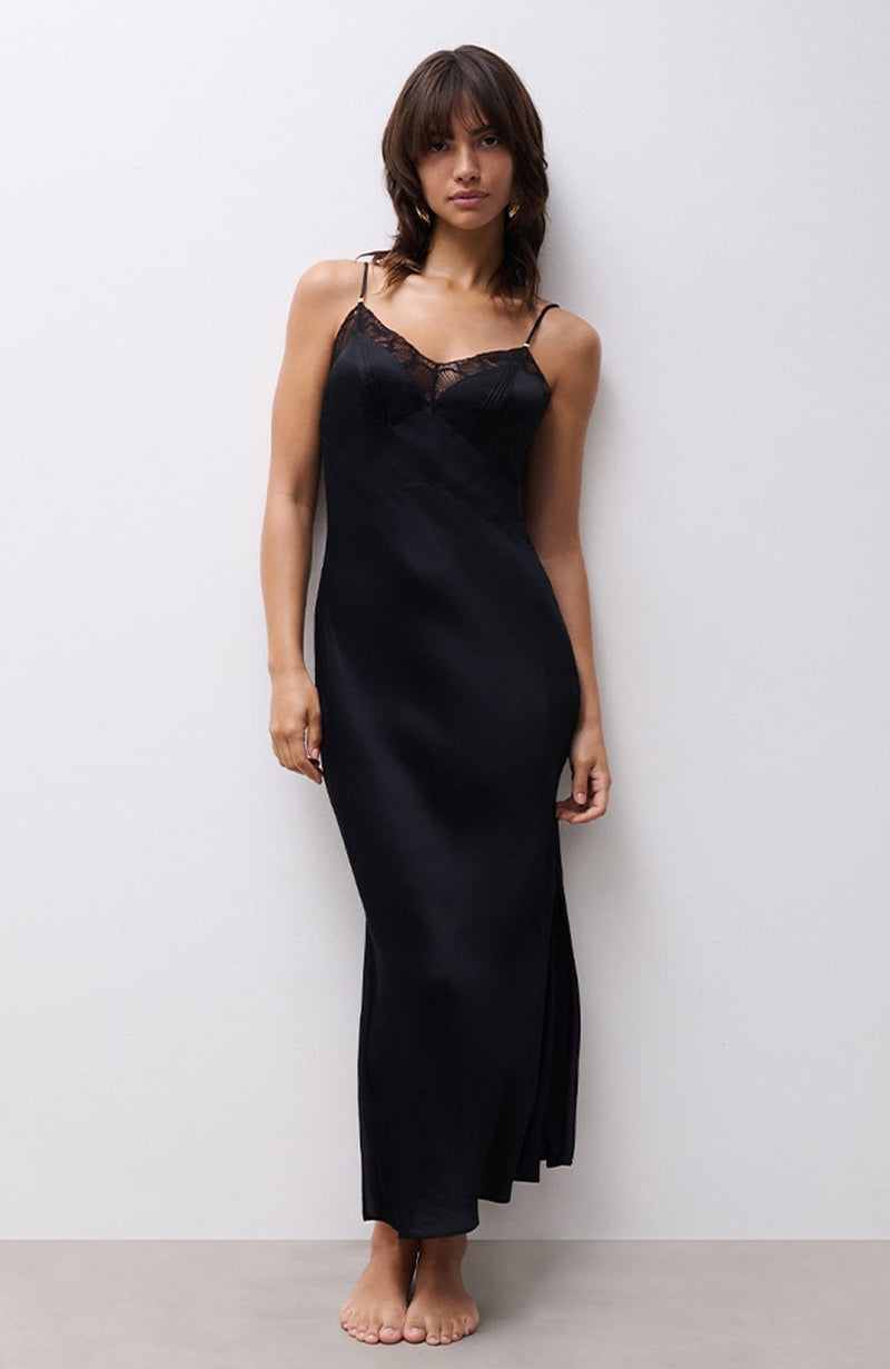 Muse Long Nightdress-Loungewear-Chantelle-SHEER, SHEER, Luxury lingerie brand, Luxury lingerie Hong Kong, Designer lingerie HK, Designer lingerie online, International luxury lingerie, Luxury lingerie gift ideas, buy lingerie online, Designer lingerie global delivery, Luxury lingerie shipping to Australia, Luxury lingerie shipping to Singapore