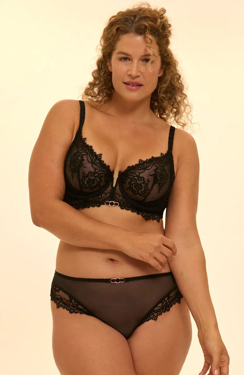 ⁠Idole Quarter Cup Bra and Brief Set-Lingerie Sets-Simone Perele-SHEER, SHEER, Luxury lingerie brand, Luxury lingerie Hong Kong, Designer lingerie HK, Designer lingerie online, International luxury lingerie, Luxury lingerie gift ideas, buy lingerie online, Designer lingerie global delivery, Luxury lingerie shipping to Australia, Luxury lingerie shipping to Singapore