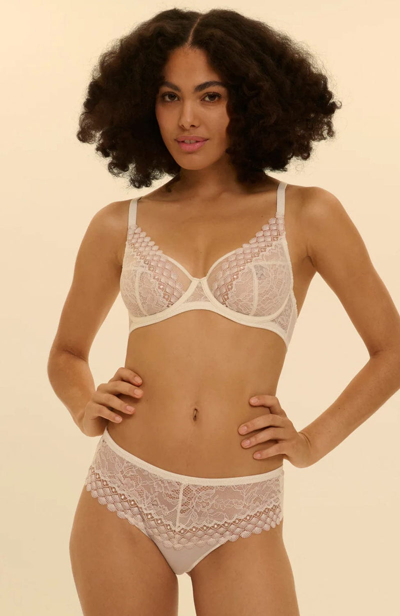 ⁠Radieuse Plunge Bra and Brief Set-Lingerie Sets-Simone Perele-SHEER, SHEER, Luxury lingerie brand, Luxury lingerie Hong Kong, Designer lingerie HK, Designer lingerie online, International luxury lingerie, Luxury lingerie gift ideas, buy lingerie online, Designer lingerie global delivery, Luxury lingerie shipping to Australia, Luxury lingerie shipping to Singapore