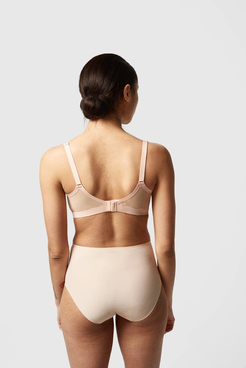 Pure Light Covering Molded Bra-Bras-Chantelle-SHEER, SHEER, Luxury lingerie brand, Luxury lingerie Hong Kong, Designer lingerie HK, Designer lingerie online, International luxury lingerie, Luxury lingerie gift ideas, buy lingerie online, Designer lingerie global delivery, Luxury lingerie shipping to Australia, Luxury lingerie shipping to Singapore